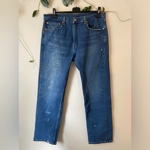 Men’s lightly distressed Levi’s 36x32